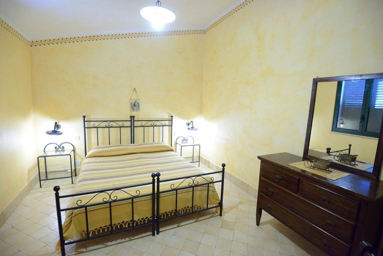 Duca Di Castelmonte Villa Trapani Exteriör bild